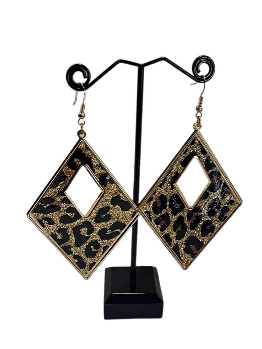 🙋 10/$20. Large Gold and Black Tones Earrings